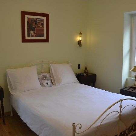 Le Train Des Reves Hotel Dracy-Saint-Loup Bagian luar foto