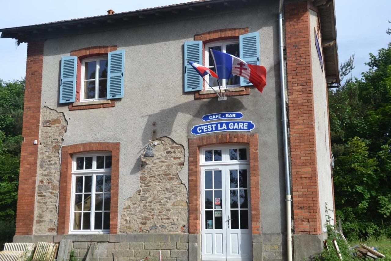 Le Train Des Reves Hotel Dracy-Saint-Loup Bagian luar foto